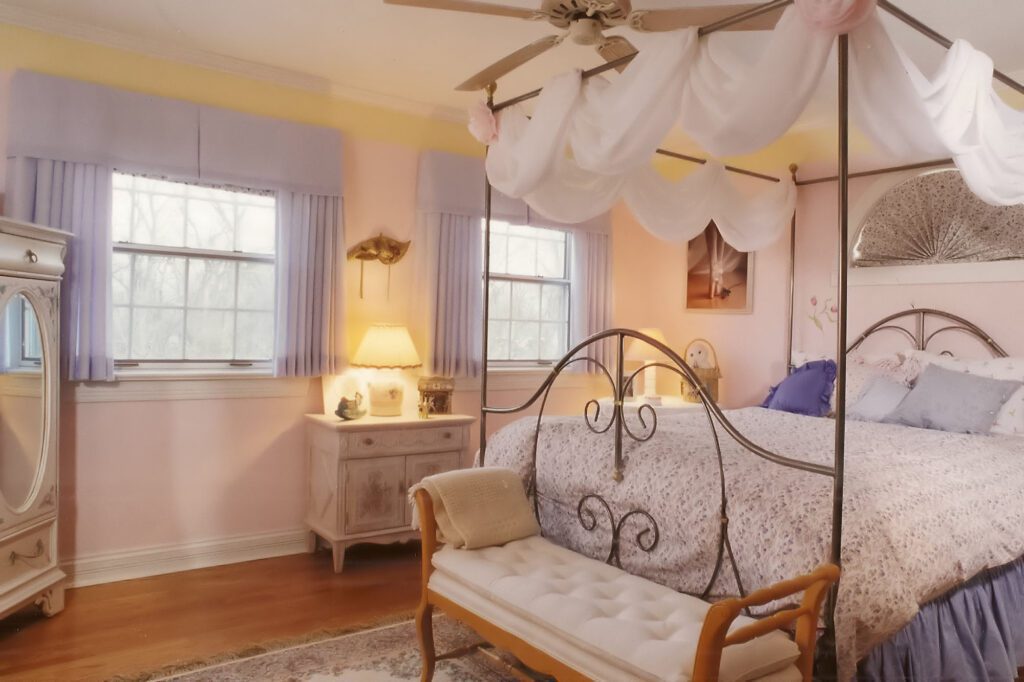 Cozy styled bedroom